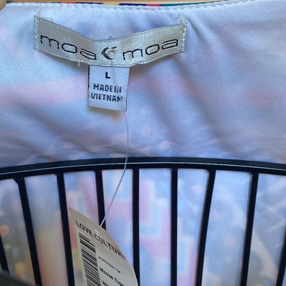 ✨🆕✨ Beautiful Bundle Moa Black & White Tops✨ - Picture 8 of 12